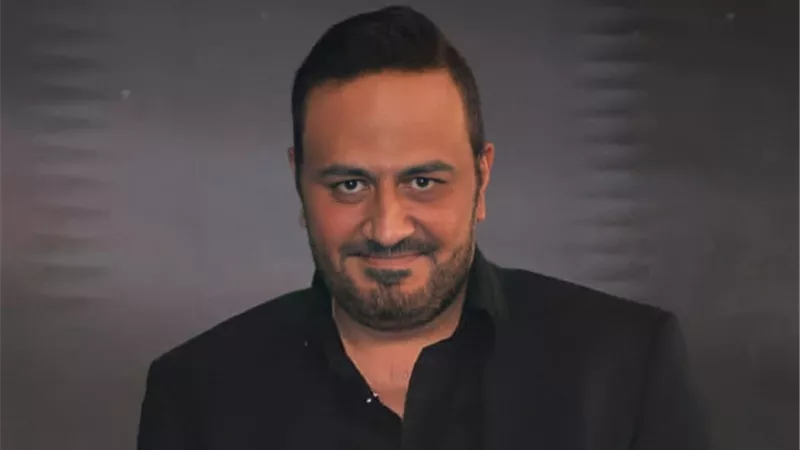 خالد سرحان يعلق على تقليده تريندات محمد رمضان