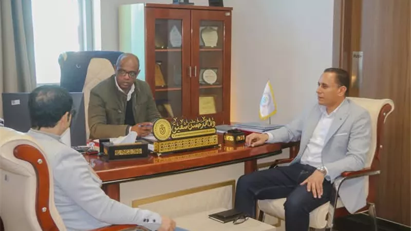 اجتماع تنسيقى دورى بين هيئة الرعاية الصحية وهيئة الرقابة بالسويس