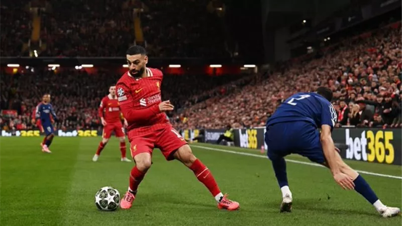 ماذا قدم محمد صلاح في مباراة ليفربول وباريس سان جيرمان ؟