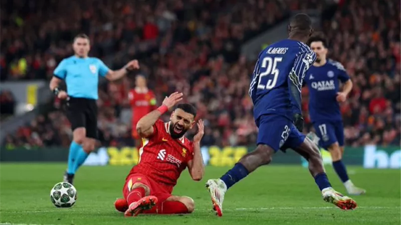 تقييم محمد صلاح في مباراة ليفربول وباريس سان جيرمان