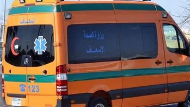 مصرع وإصابة 3 اشخاص فى انقلاب سيارة بطريق رأس غارب - الغردقة
