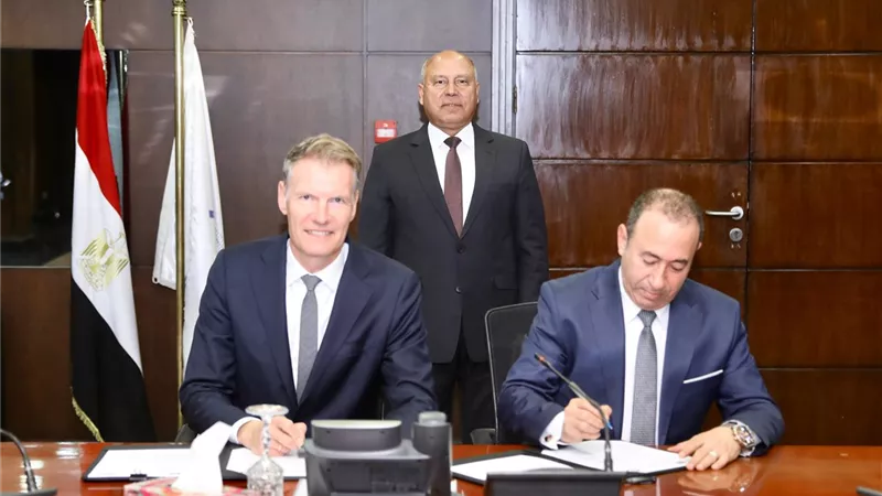 توقيع مذكرة تفاهم بين النقل ومجموعة MSC العالمية