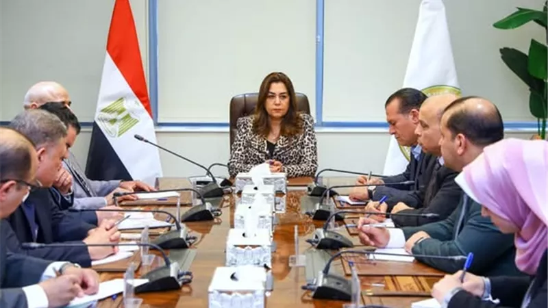 وزيرة التنمية المحلية تتابع الموقف التنفيذي لمنظومة التصالح على مخالفات البناء