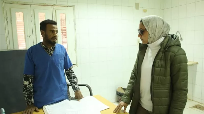 نائب محافظ الوادي الجديد تحيل العاملين بوحدة الزيات للتحقيق