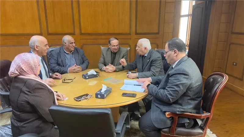 المركز الدولي بجامعة كفر الشيخ يناقش الاستراتيجيات والتطلعات