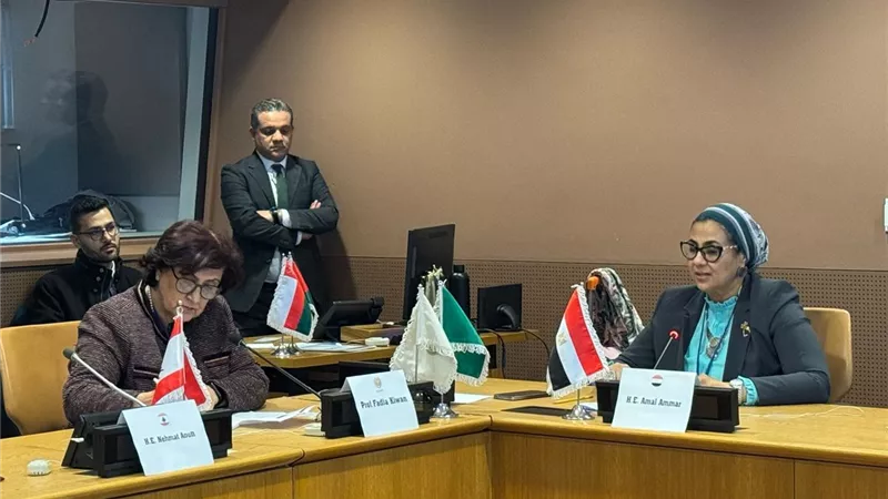 المستشارة أمل عمار تشارك فى جلسة حول اقتصاد الرعاية في زمن الأزمات