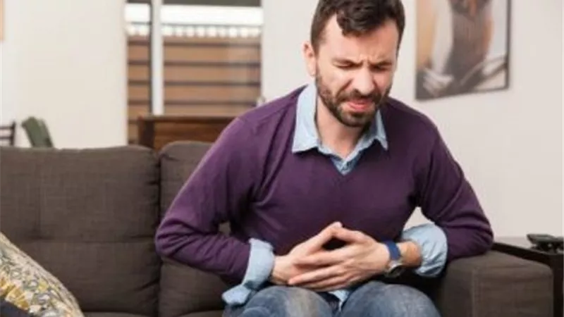 تعرف على أهم مشروبات طبيعية ذات فعالية في علاج مشكلات المعدة