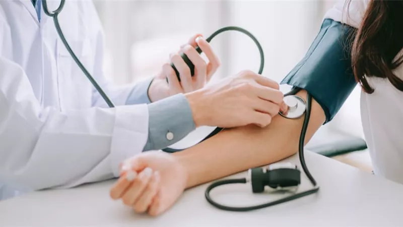 طرق فعالة لعلاج ارتفاع ضغط الدم
