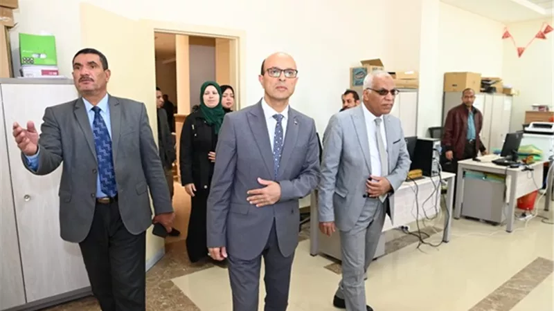متابعة سير العمل بالجامعة الأهلية وتعزيز التحول الرقمي