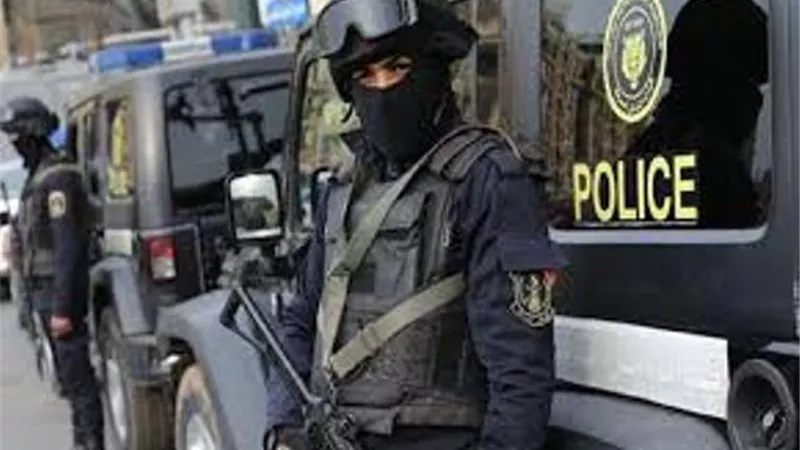 ملابسات فيديو مشاجرة بسبب تصادم سيارتين ملاكى وفان ميكروباص بالفردوس
