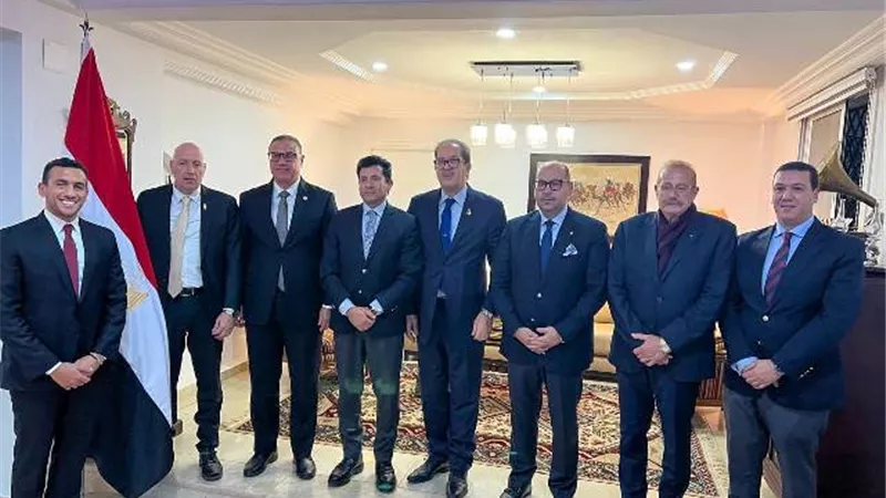 صبحي و إدريس يشاركان في اجتماعات الجمعية العمومية لـ«أنوكا» بالجزائر
