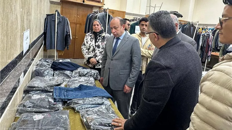 افتتاح المعرض الخيري السنوي للطلاب بكلية طب قصر العيني