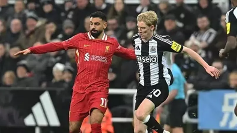 موعد مباراة ليفربول ونيوكاسل في نهائي كأس رابطة الأندية الإنجليزية