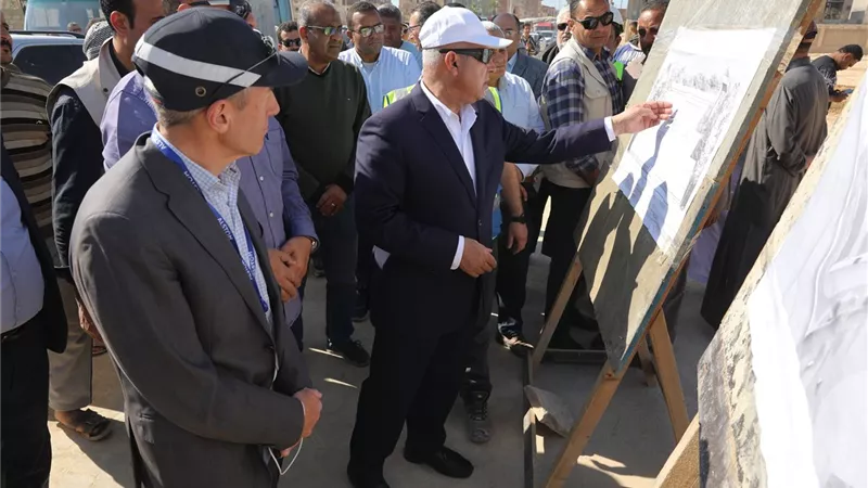 وزير النقل يشهد بدء إنشاء مجمع ألستوم الصناعى ببرج العرب