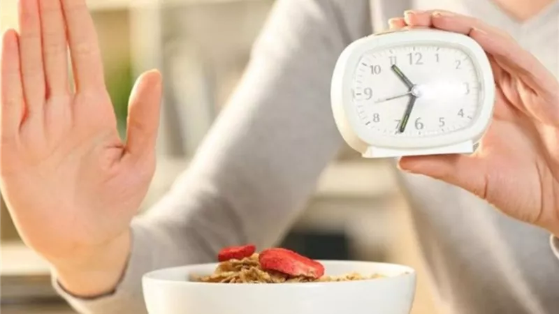ماذا يحدث لجسمك بعد 13 ساعة من الصيام؟ فوائد مذهلة ستفاجئك