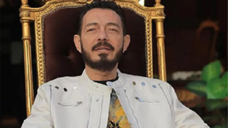 أحمد زاهر يطرد نشوى مصطفى فى 