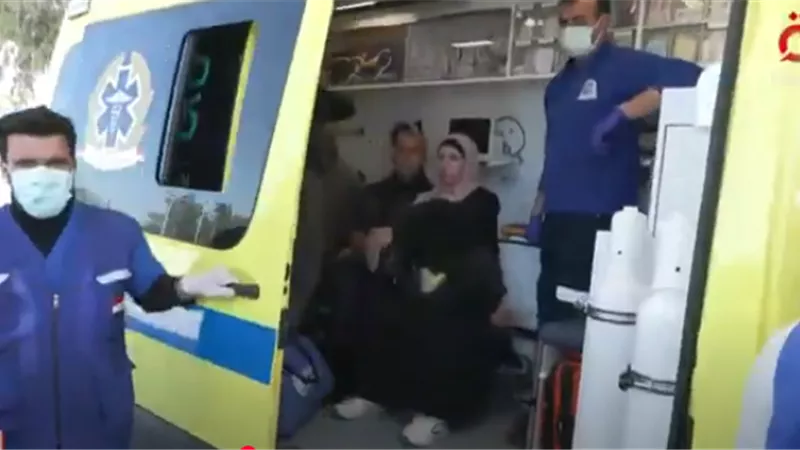 استمرار دخول المصابين إلى مصر وسط حصار إسرائيلي خانق على غزة