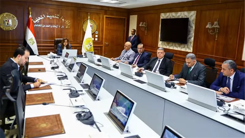 التنمية المحلية: لا نريد موظفي مكاتب انزلوا للشارع وحلوا المشاكل