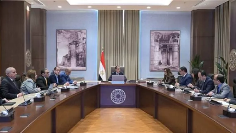 تركيب عدادات المرافق قبل تسليم الوحدات السكنية بتوجيهات رئيس الوزراء