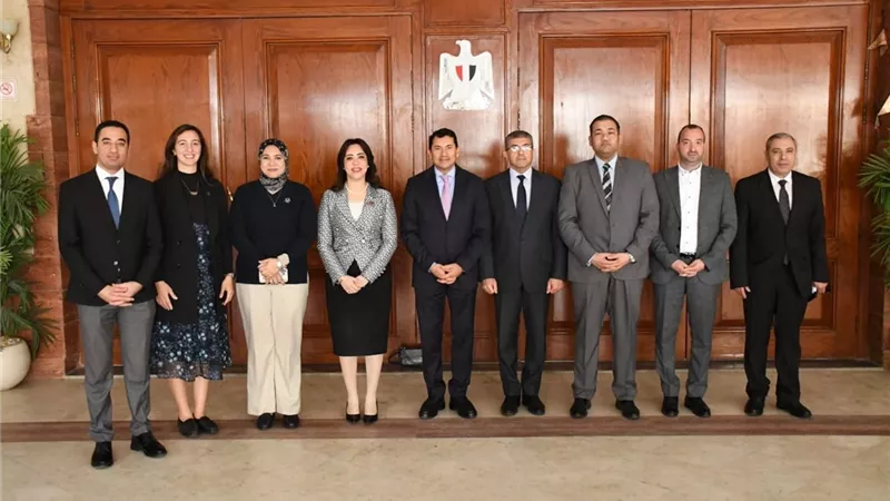وزير الشباب يشهد خطة تفعيل بروتوكول مع تنسيقية شباب الأحزاب