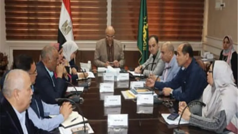 محافظ القليوبية يؤكد تقديمه الدعم وتذليل العقبات أمام تنفيذ المشروعات