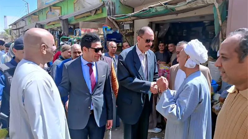 محافظ سوهاج في جولة ميدانية مفاجئة بمركز دار السلام