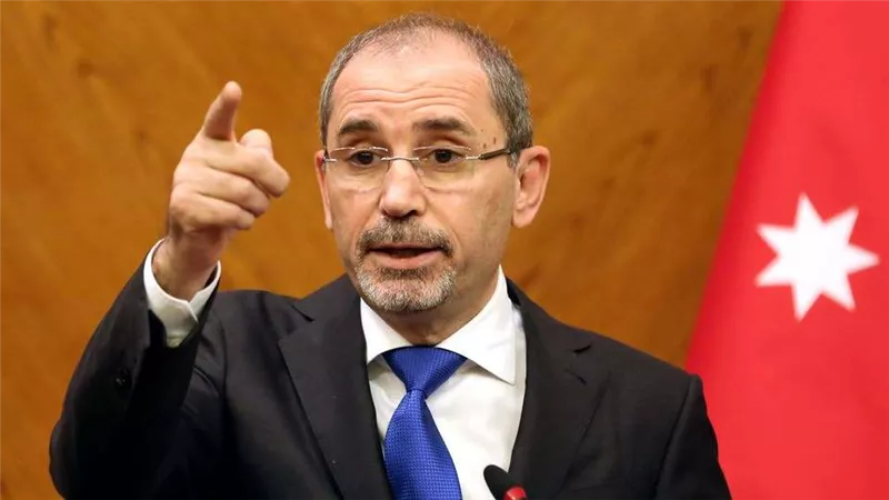 وزير الخارجية الأردني: الشعب السوري يستحق العيش بكرامة