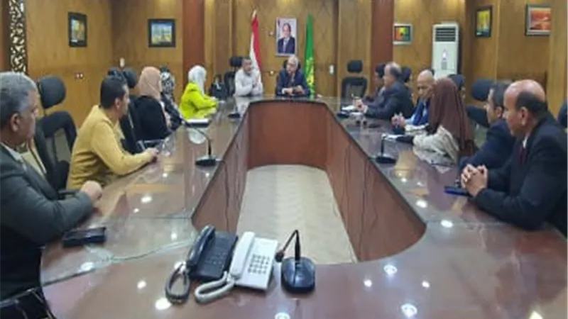 مدير تعليم القليوبية يوكد على تفعيل الأنشطة التربوية فى المدارس