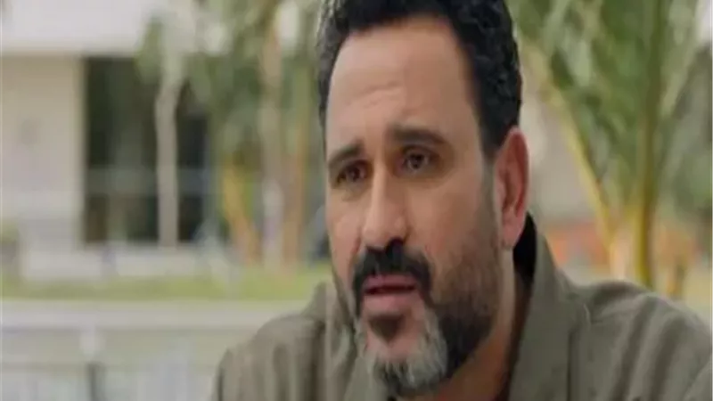 أكرم حسني:تواجد الأب بالبيت لا يعوضه فلوس الدنيا وذكريات الطفولة أغلى