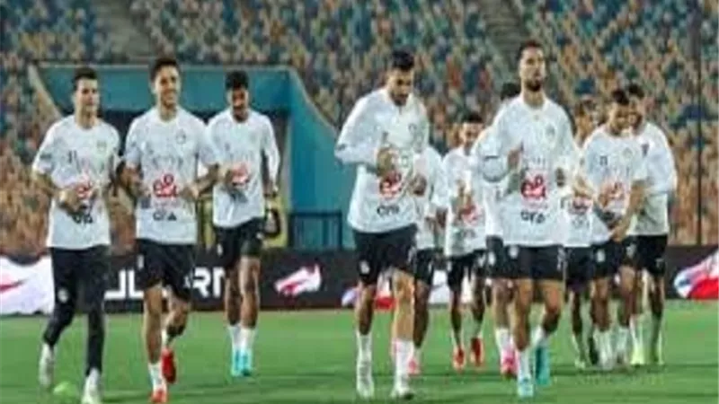 منتخب مصر يختتم تدريباته قبل السفر للمغرب بحضور صلاح ومرموش