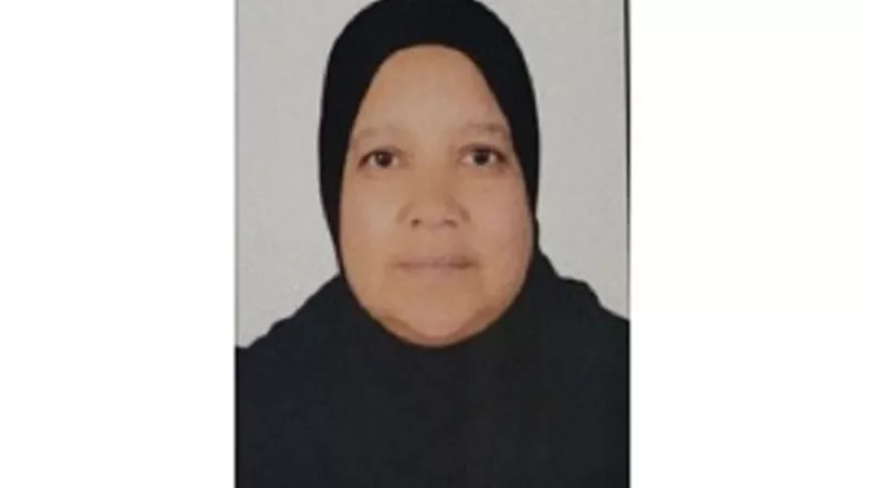 منى نجار سليمان وحكاية أم مثالية لوالدها وإخوتها قبل أبنائها