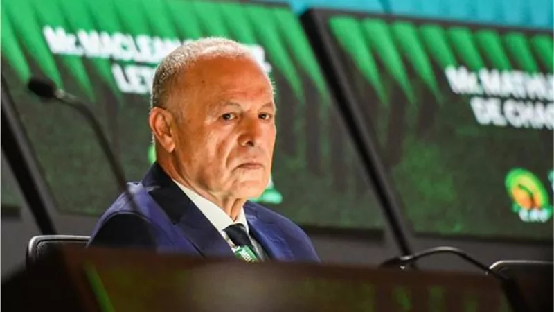 الاتحادين العربي والسعودي يهنئان أبو ريدة بالاحتفاظ بمقعده بمجلس فيفا