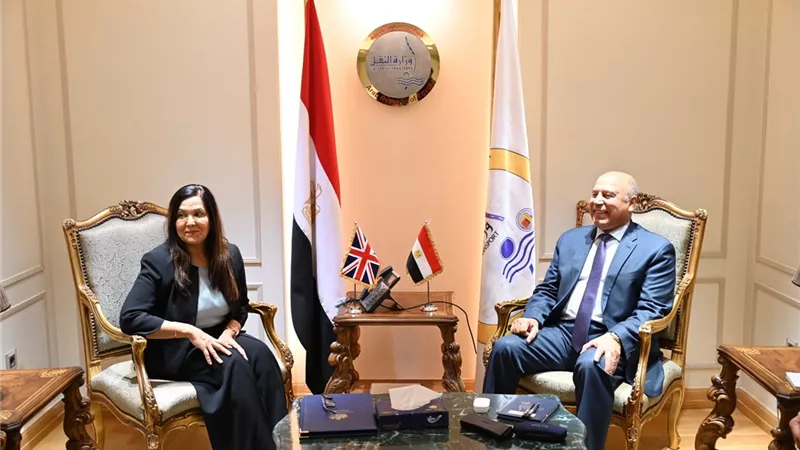 الوزيريؤكد عمق العلاقات المصرية البريطانية خاصة في الصناعة والنقل