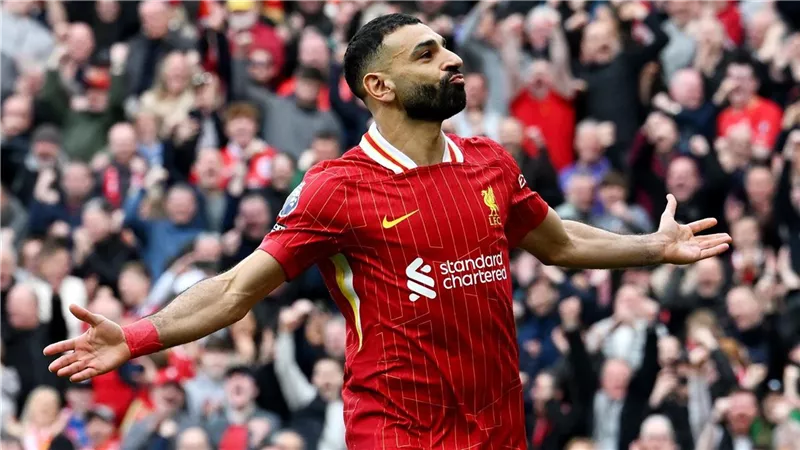 ليفربول يضع أديمولا لوكمان كخيار أول لتعويض محمد صلاح