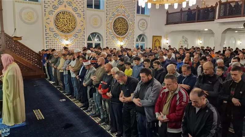 موفدو الشؤون الإسلامية يؤمّون المصلين في 22 دولة