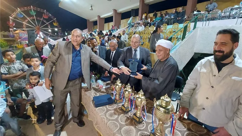 ختام بطولة مركز شباب مدينة قنا وتكريم حفظة القرآن الكريم
