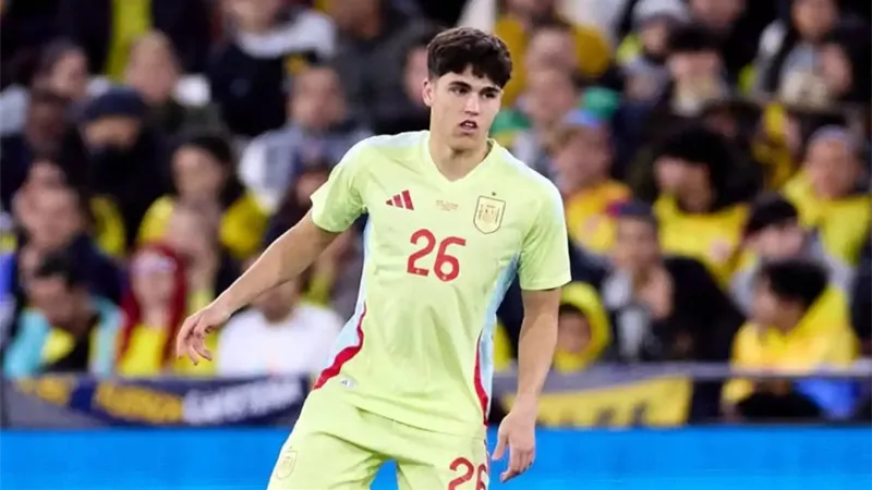 منتخب إسبانيا يعلن استبعاد نجم برشلونه قبل مواجهة هولندا