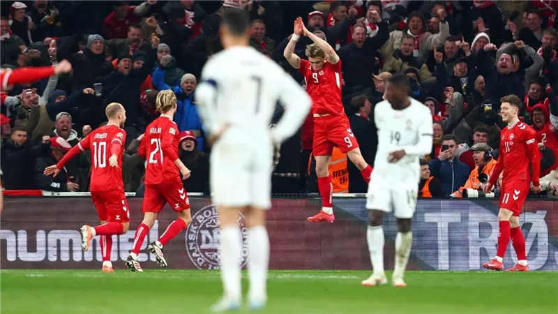 لاعب الدنمارك يوضح سر احتفاله على طريقة رونالدو فى مواجهة البرتغال أمس