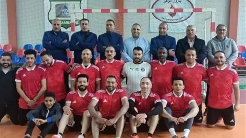 البتروكيماويات تفوز بدورتى هيئة البترول