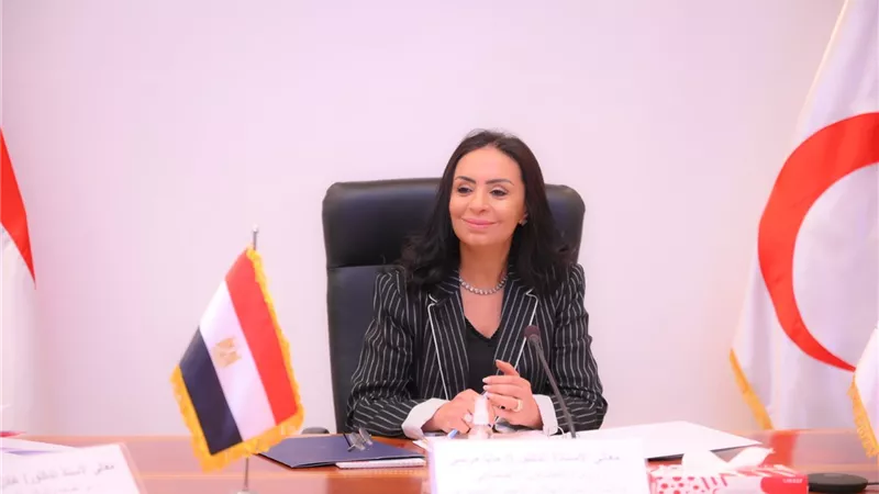 وزيرة التضامن تترأس اجتماع مجلس إدارة الهلال الأحمر المصري