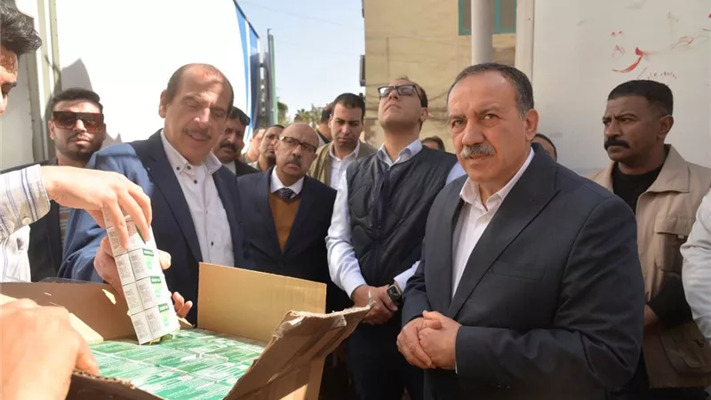 محافظ أسيوط يشهد تسليم شحنة جديدة من الأدوية