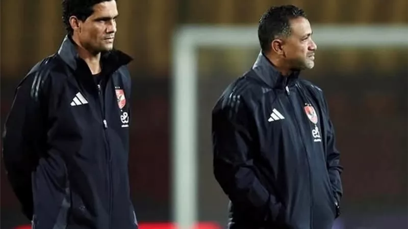 سر تواجد محمد نجيب فى جهاز الأهلي أمام إنبى.. الصقر يكشف