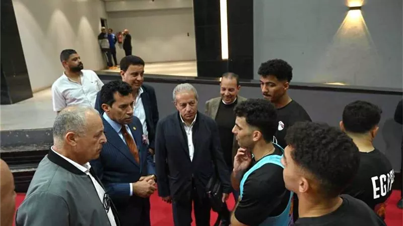 وزير الرياضة يكشف كواليس حديثه مع 