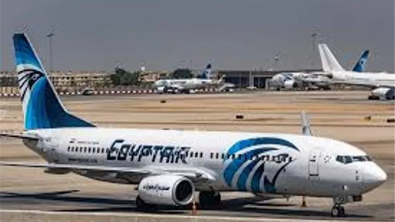 مصر للطيران تلغي رحلاتها المتجهة من والي هيثرو لإنقطاع الكهرباء