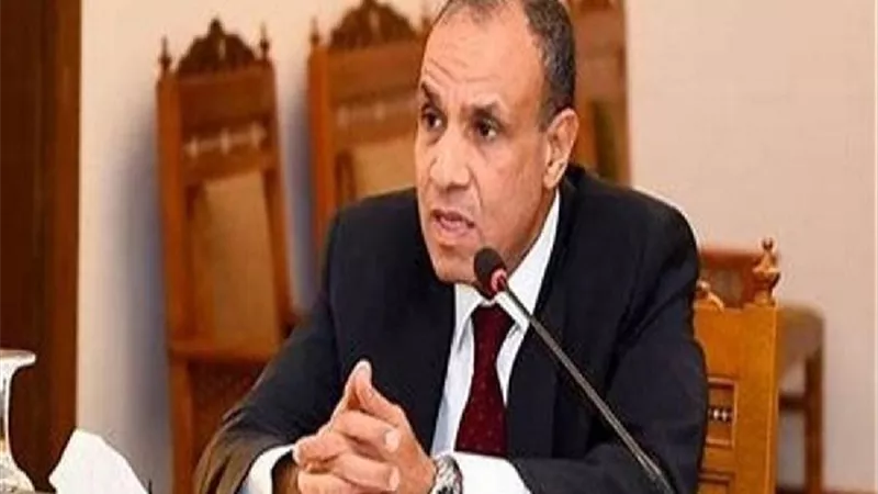 عبدالعاطى يؤكد لنظيره الإيرانى أهمية استعادة الهدوء فى الإقليم