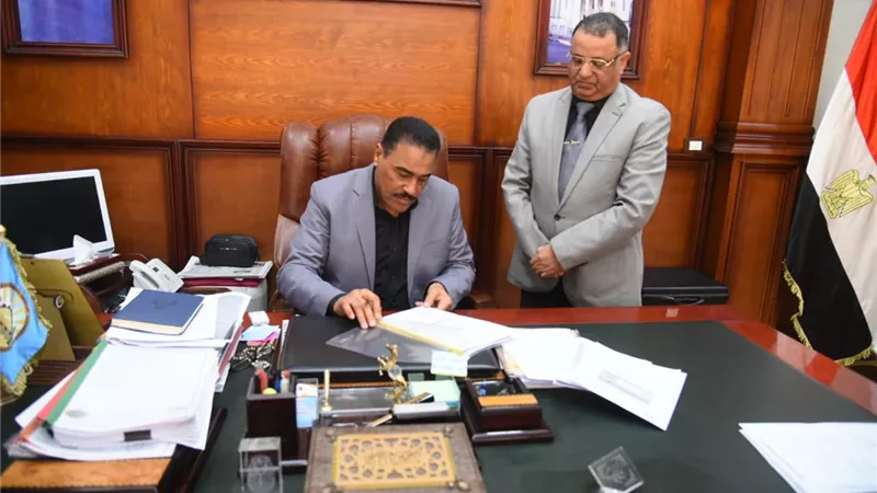 محافظ مطروح يعتمد نتيجة إمتحانات دورة يناير ٢٠٢٥ لمحو الامية