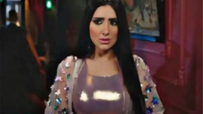 مي عمر تعود للرقص بعد زواج مختار فى 