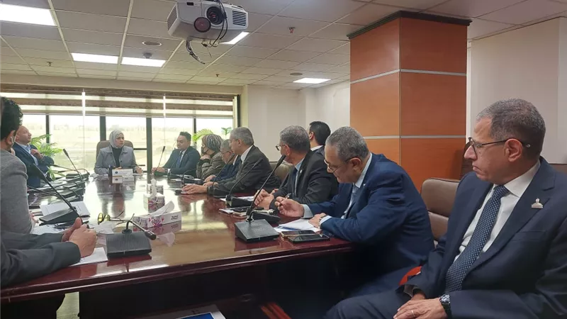 دعوة لتعاون النقابات المهنية لنشر التوعية حول التسهيلات الضريبية