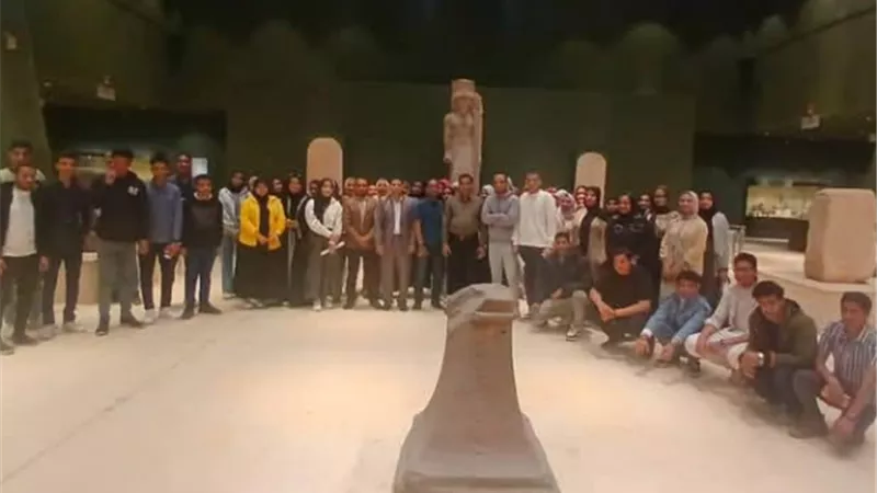 متحف سوهاج القومي يستقبل طلاب كلية الاثار