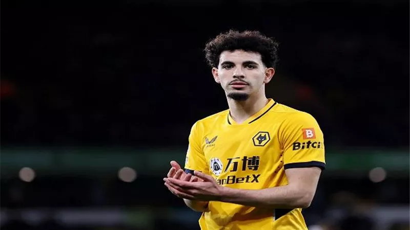 ليفربول يستهدف التعاقد مع لاعب عربي جديد